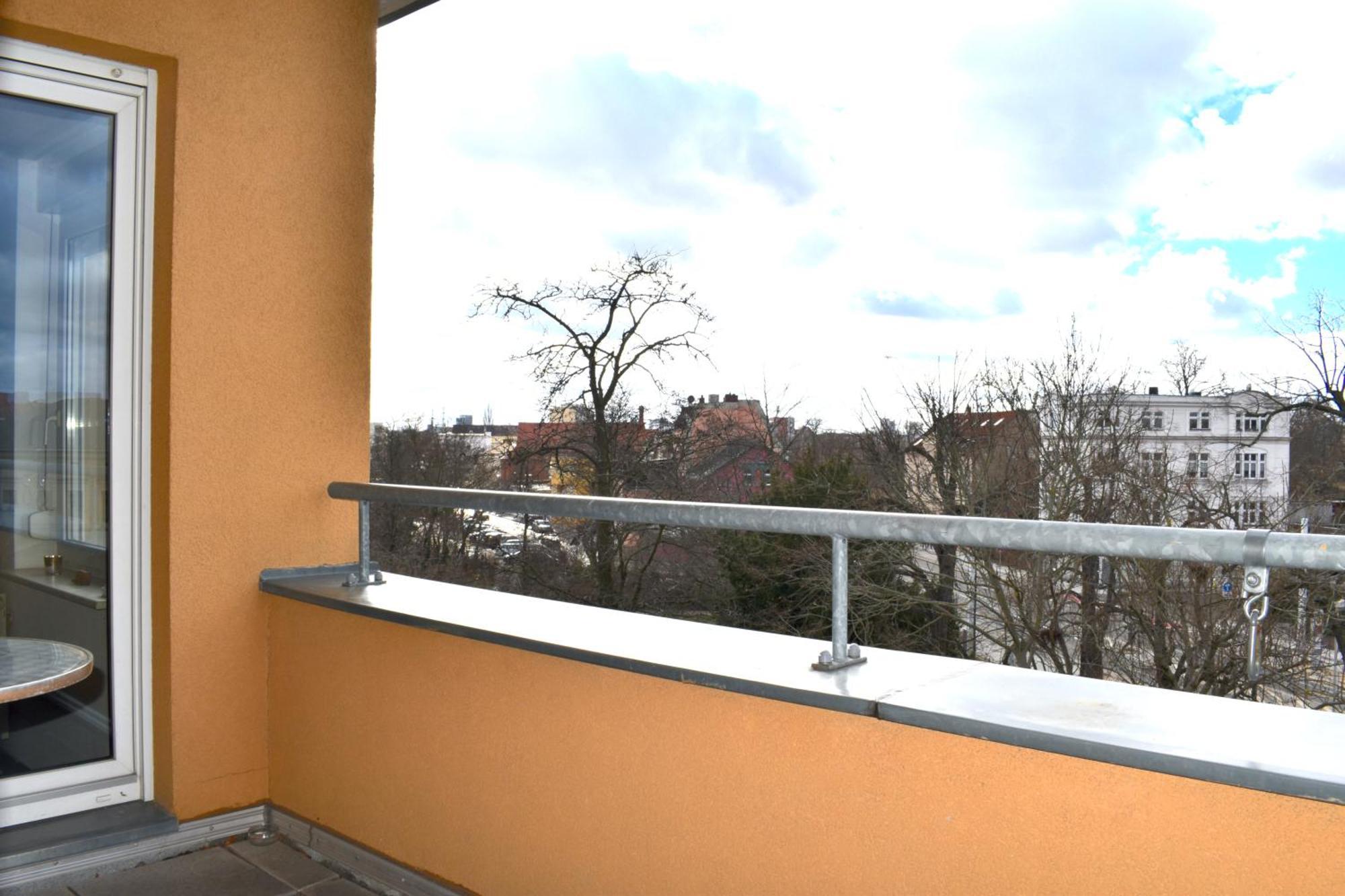 City-Dach-Apartment Mit Loggia - Balkon - Kamin Cottbus Exterior foto